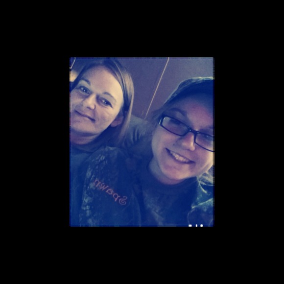 Meet your Posher, Chrystal - Picture 1 of 1